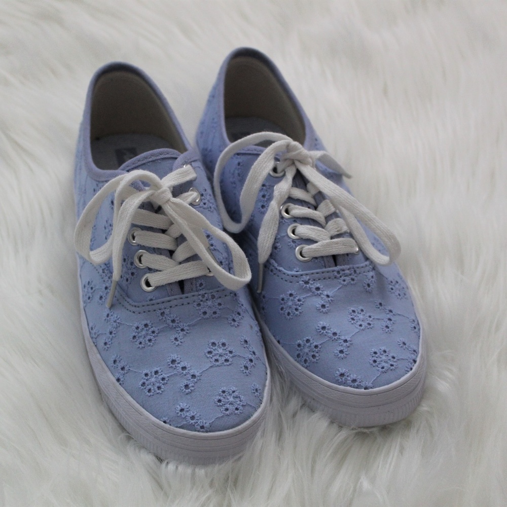 American Eagle Purple Sneakers